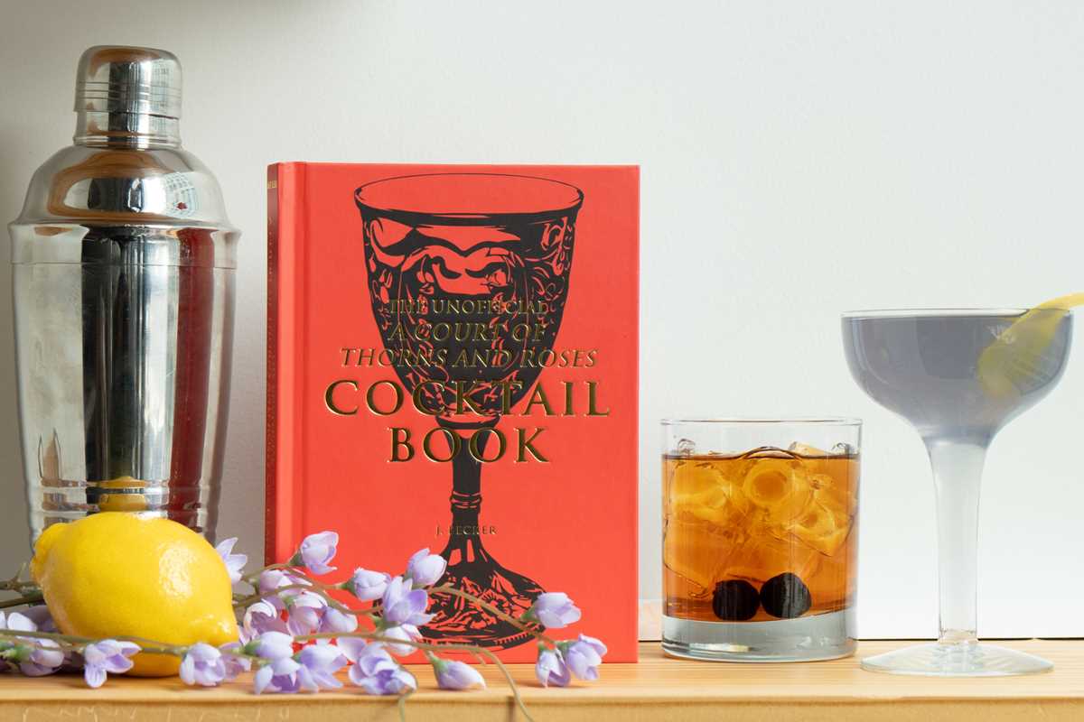Unofficial A Court of Thorns and Roses Cocktail : J.  Becker